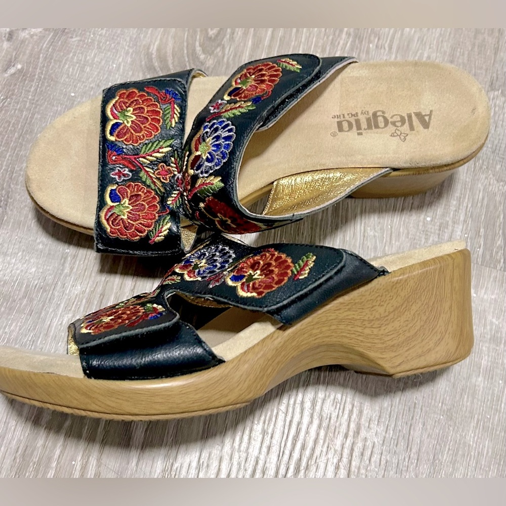 Alegria Floral Leather Sandals Size 39